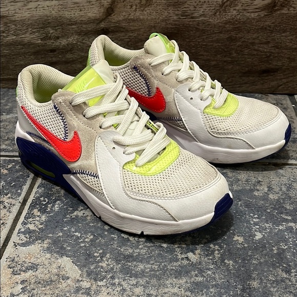 Nike air max excee size 5 Y - Picture 1 of 10